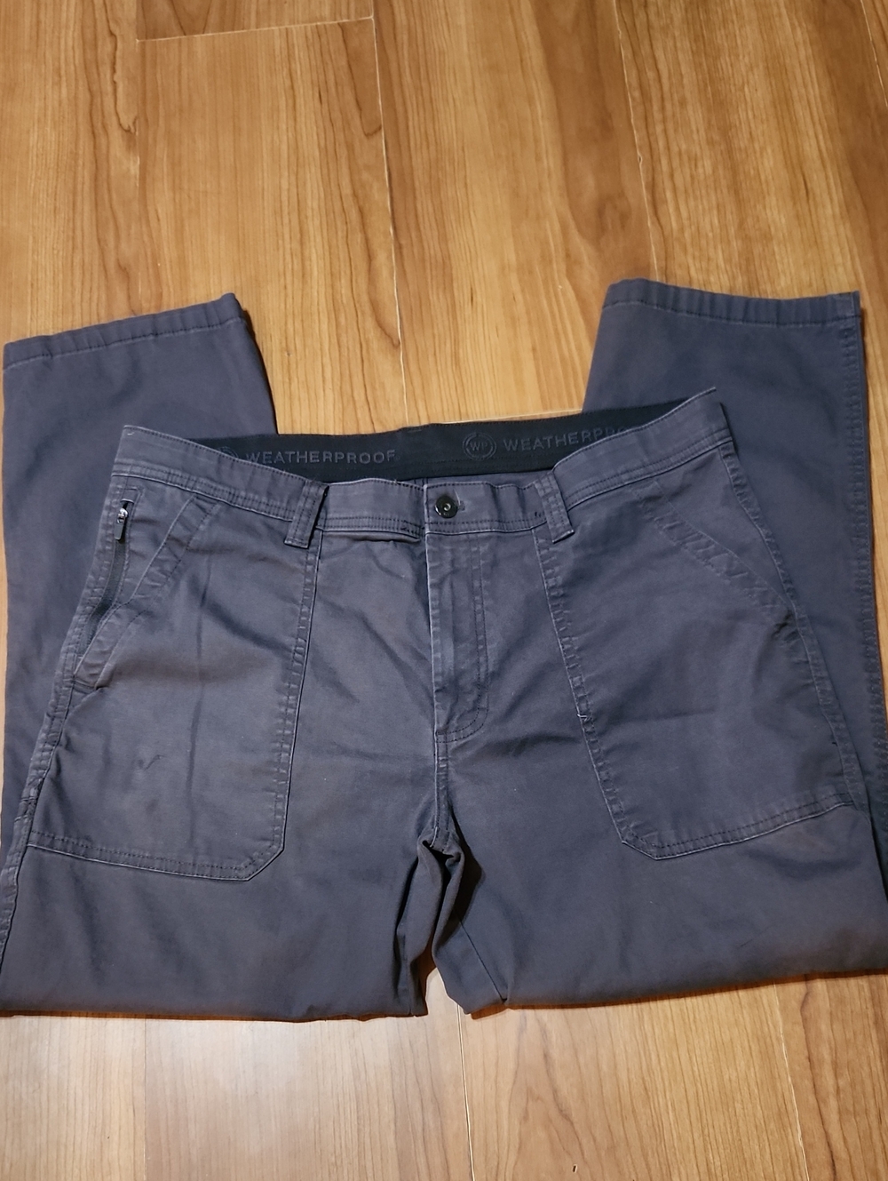 EUC "Wrangler" Weatherproof Men’s Slate Gray Casual Chinos